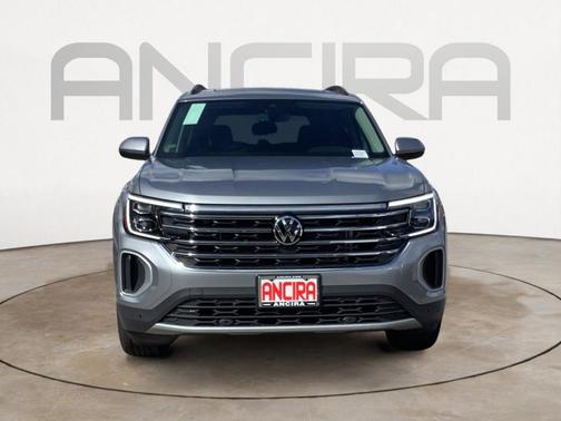 2025 Volkswagen Atlas 2.0T SE w/ Technology