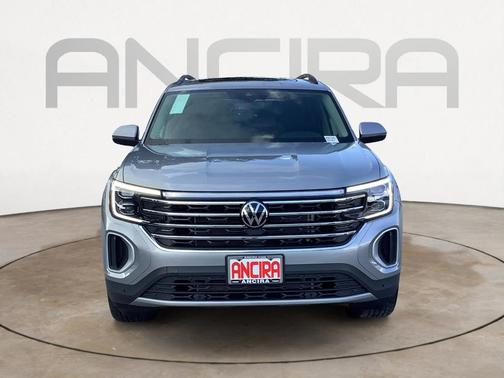 2025 Volkswagen Atlas 2.0T SE w/ Technology