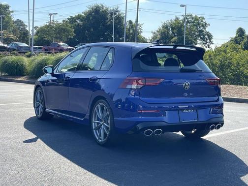 Lapiz Blue Metallic 2024 Volkswagen Golf R 2.0T DSG