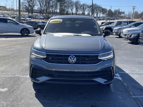 2023 Volkswagen Tiguan 2.0T SE R-Line Black