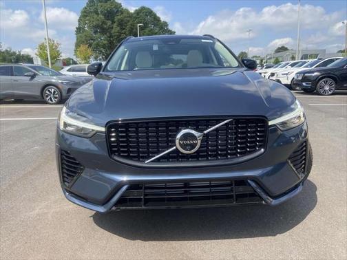 2025 Volvo XC60 Plug-In Hybrid T8 Ultra