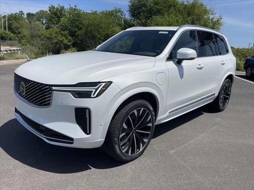 2025 Volvo XC90 Plug-In Hybrid T8 Plus 7-Seater