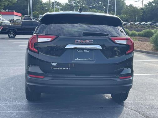 Ebony Twilight Metallic 2024 GMC Terrain SLE