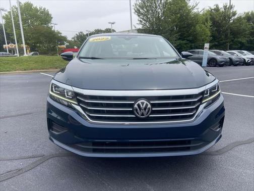 2022 Volkswagen Passat 2.0T SE