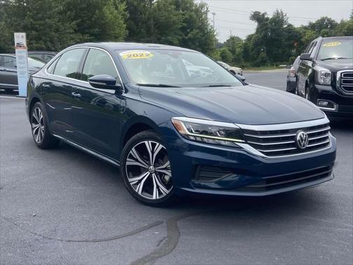 2022 Volkswagen Passat 2.0T SE