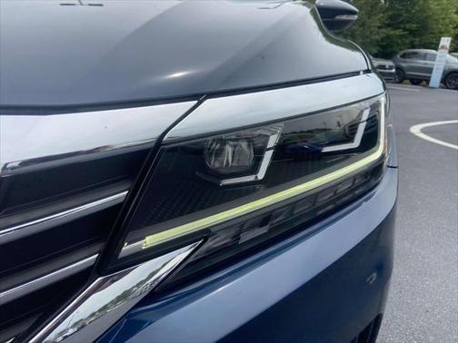 2022 Volkswagen Passat 2.0T SE