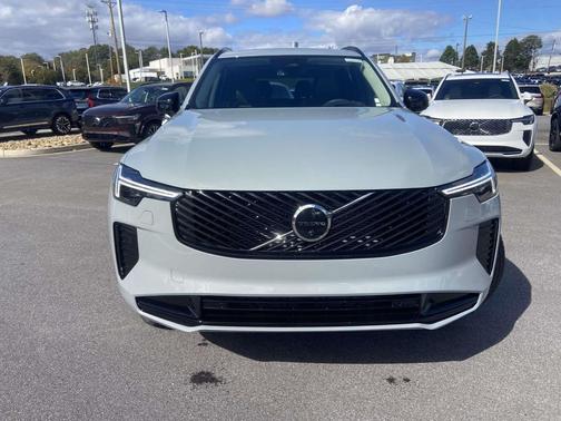 2026 Volvo XC90 B6 Ultra Dark Theme 6-Seater