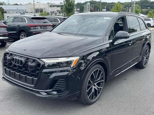 2025 Audi Q7 55 Premium Plus