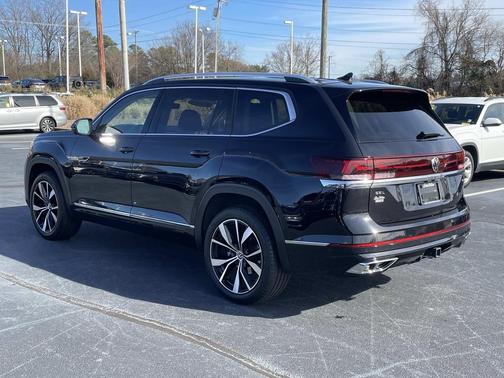 2024 Volkswagen Atlas 2.0T SEL Premium R-Line 4MOTION