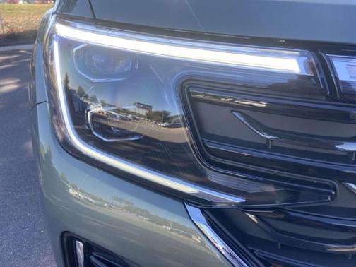 2026 Volkswagen Atlas 2.0T SEL Premium R-Line 4MOTION