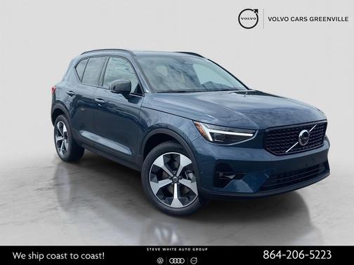 2026 Volvo XC40 B4 Plus