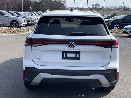 2026 Volkswagen Tiguan 2.0T S