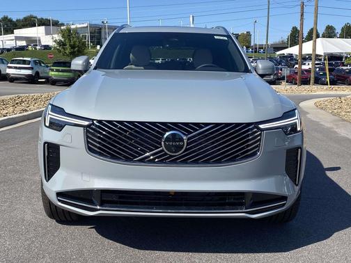 2026 Volvo XC90 B6 Plus 7-Seater