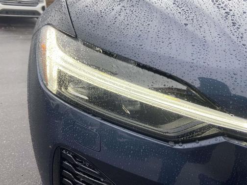 2026 Volvo XC60 B5 Core