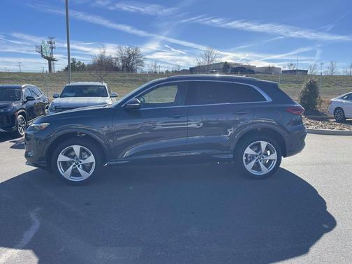 2025 Audi Q5 Premium Plus TFSI quattro S tronic