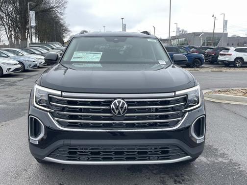 deep black pearl 2026 Volkswagen Atlas 2.0T SE