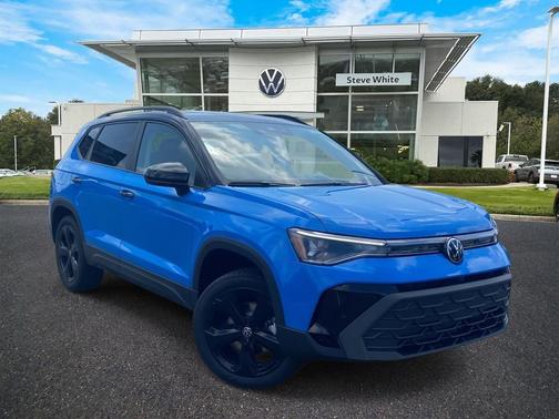 2025 Volkswagen Taos 1.5T SE Black