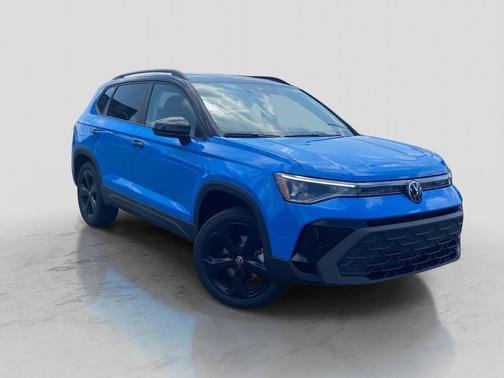 2025 Volkswagen Taos 1.5T SE Black