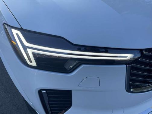2025 Volvo XC90 Plug-In Hybrid T8 Ultra 7-Seater