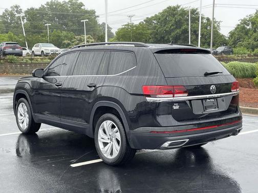 Deep Black Pearl 2023 Volkswagen Atlas 2.0T SE w/Technology