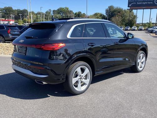 2025 Audi Q5 Prestige TFSI quattro S tronic