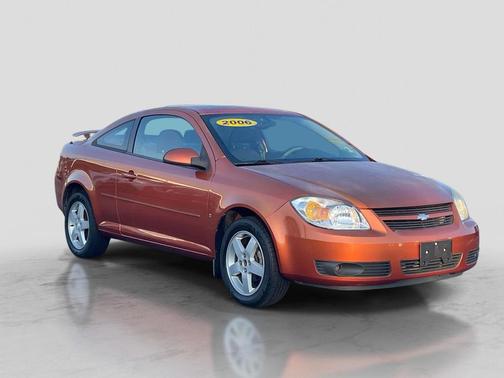 Orange 2006 Chevrolet Cobalt LT