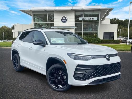 2025 Volkswagen Tiguan 2.0T SE R-Line Black 4MOTION