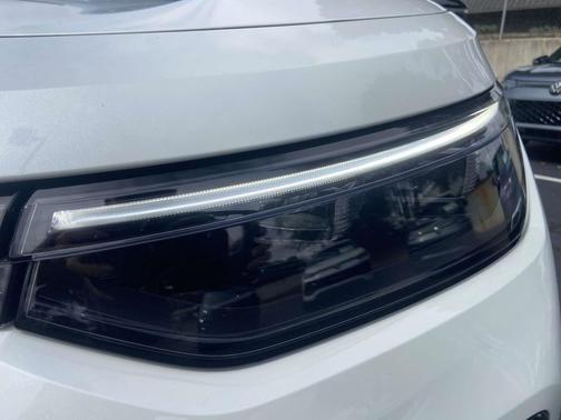 2025 Volkswagen Tiguan 2.0T SE R-Line Black 4MOTION