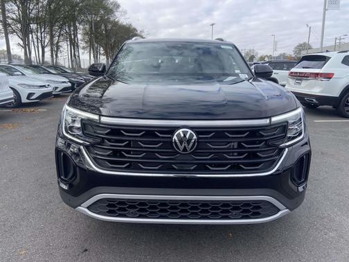 2026 Volkswagen Atlas Cross Sport 2.0T SE w/Technology 4MOTION