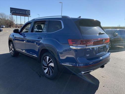 2025 Volkswagen Atlas 2.0T SEL