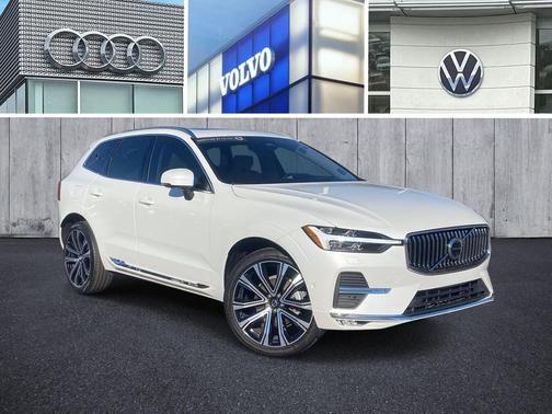 2023 Volvo XC60 B5 Ultimate Bright Theme