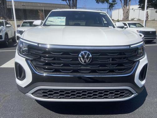2025 Volkswagen Atlas Cross Sport 2.0T SE w/Technology 4MOTION