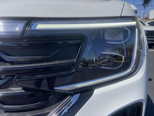 2025 Volkswagen Atlas Cross Sport 2.0T SE w/Technology 4MOTION