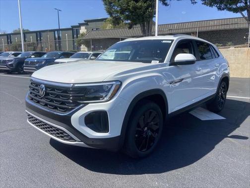 2025 Volkswagen Atlas Cross Sport 2.0T SE w/Technology 4MOTION