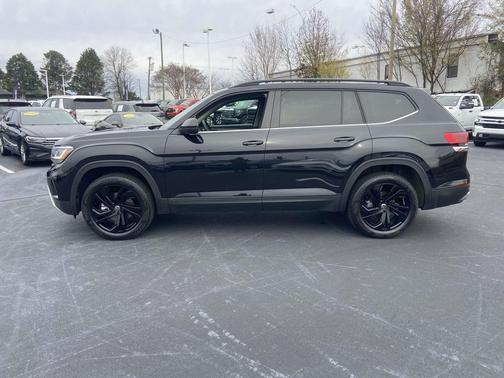 2023 Volkswagen Atlas 3.6L SE w/Technology