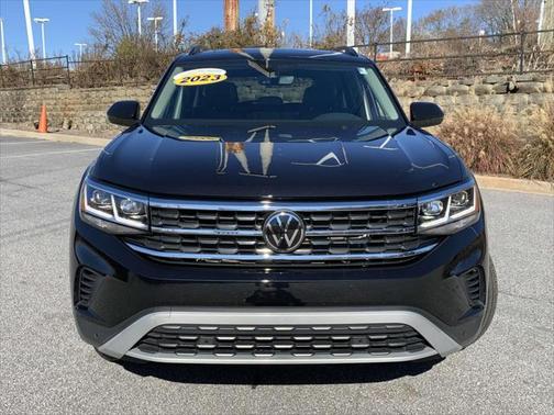2023 Volkswagen Atlas 3.6L SE w/Technology