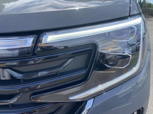 2026 Volkswagen Atlas 2.0T SEL Premium R-Line 4MOTION