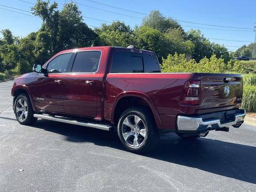 Delmonico Red Pearlcoat 2021 RAM 1500 Laramie