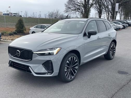 2026 Volvo XC60 B5 Ultra