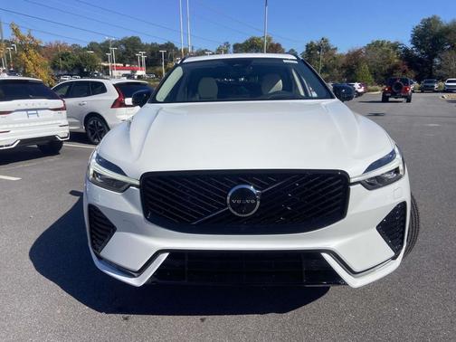 2026 Volvo XC60 B5 Ultra