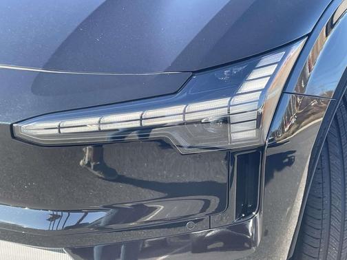 2026 Volvo EX30 Plus Twin Motor Performance, Fully electric