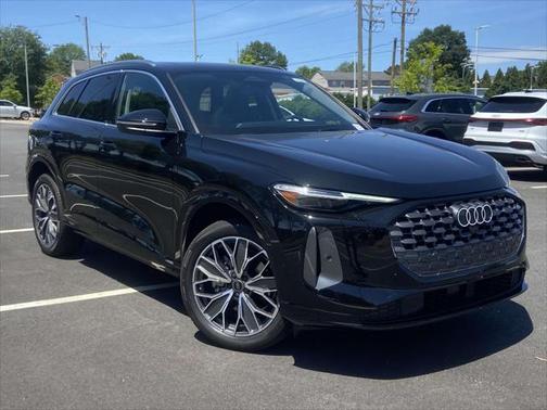 2025 Audi Q5 Premium Plus