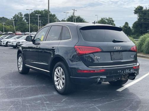 Moonlight Blue Metallic 2016 Audi Q5 2.0T Premium Plus