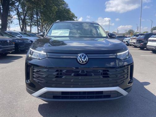 2025 Volkswagen Tiguan 2.0T SE 4MOTION