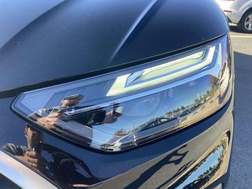 2024 Audi Q5 40 Premium Plus