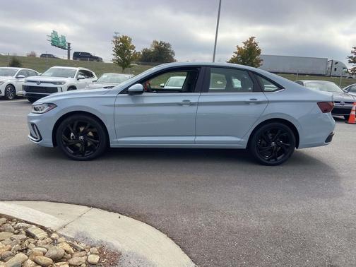 2026 Volkswagen Jetta 1.4T SE