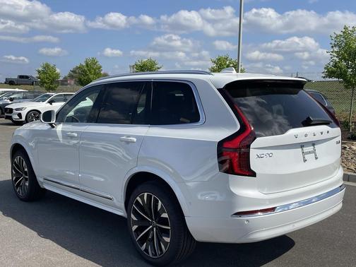 Crystal White Pearl 2026 Volvo XC90 Ultra, B6 AWD Gas (mild hybrid), Gasoline, Bright, 7 Seats