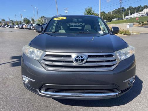 2013 Toyota Highlander SE