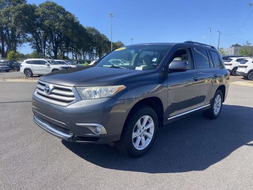 2013 Toyota Highlander SE