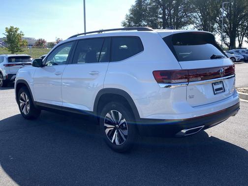 2026 Volkswagen Atlas 2.0T SE
